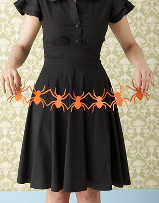 CLX-Halloween-Crafts-spider-cutouts-crop-1010